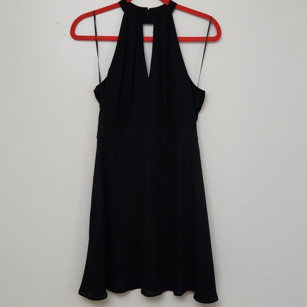 EXPRESS size 4 black halter sleeveless polyester dress